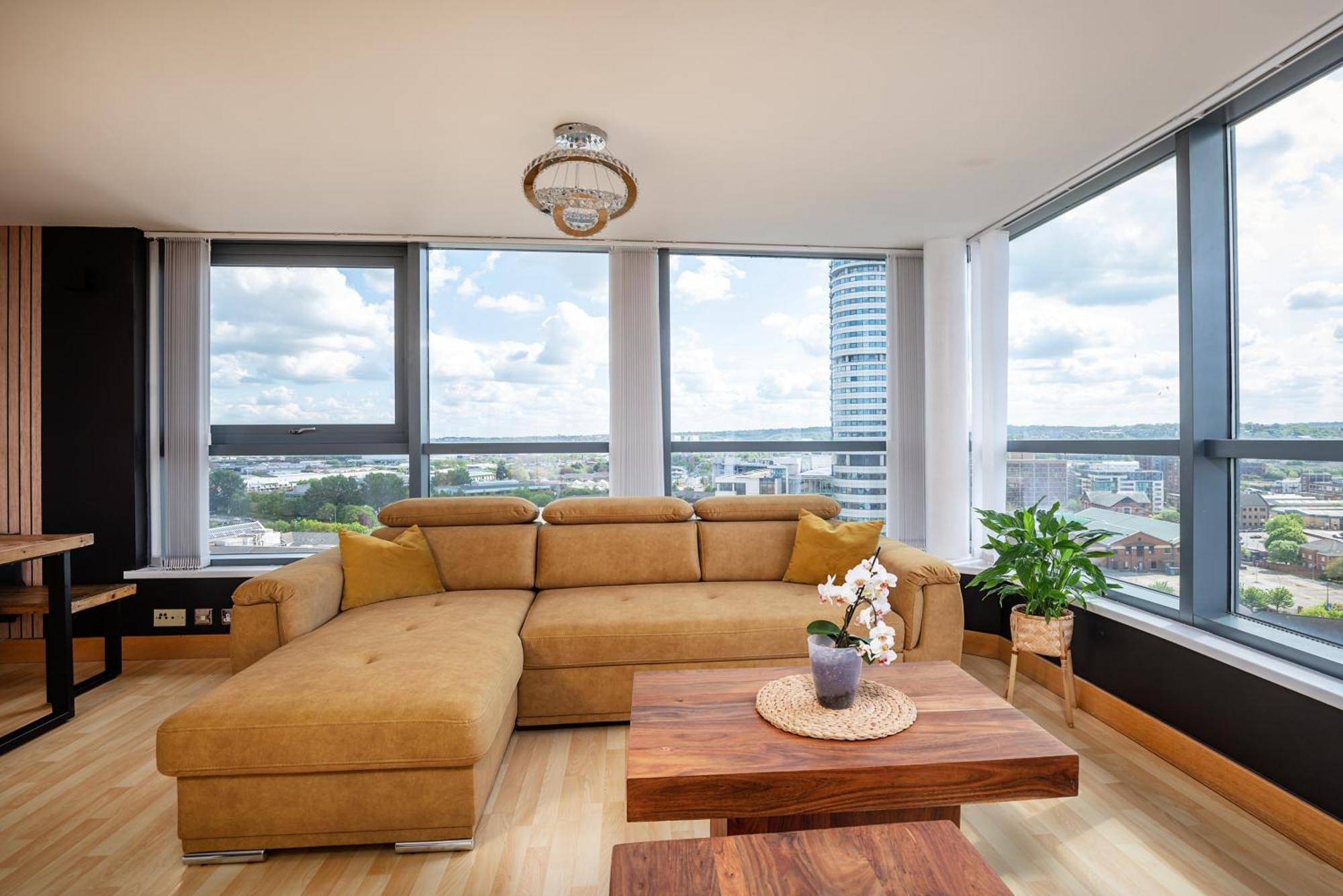 Large Central Penthouse In Leeds Leeds  Exterior photo